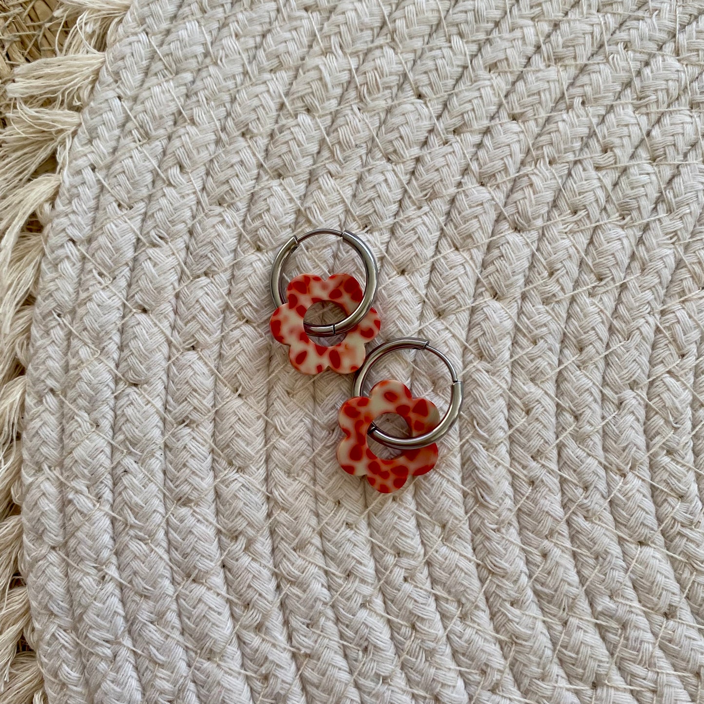 Boucles d’oreilles Pivoine - Tacheté rouge