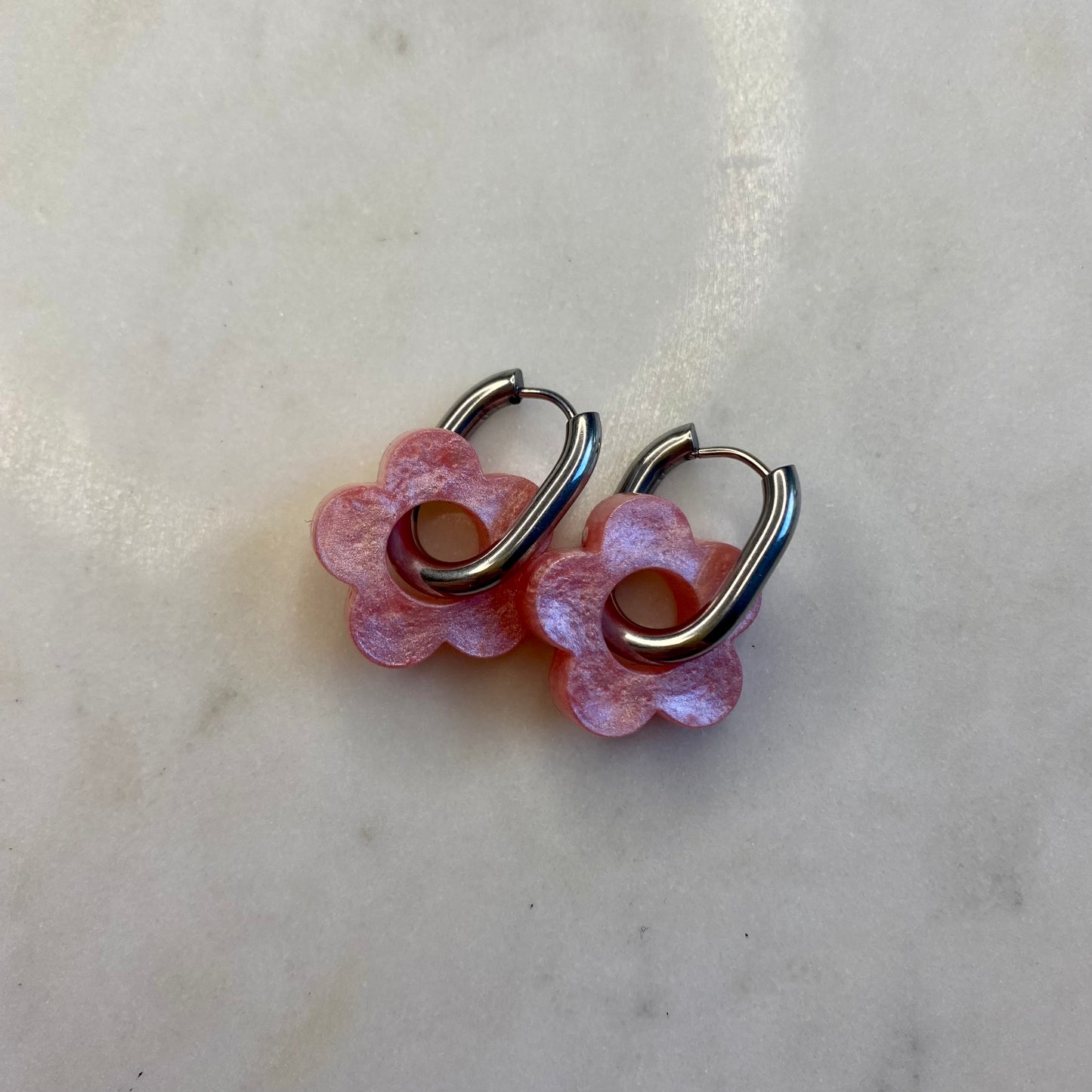 Boucles d’oreilles Camélia - Rose nacré