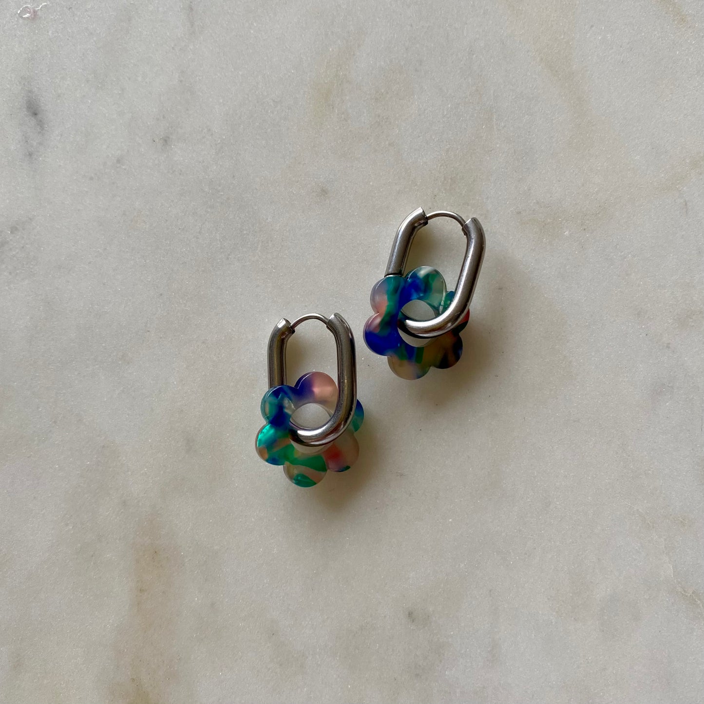 Boucles d’oreilles Pivoine - Écaille de tortue multicolore