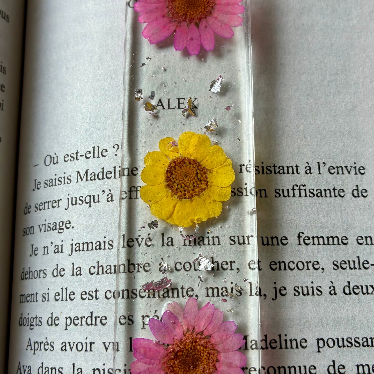 Marque page (arrondi - épais) - Fleurs rose et jaune