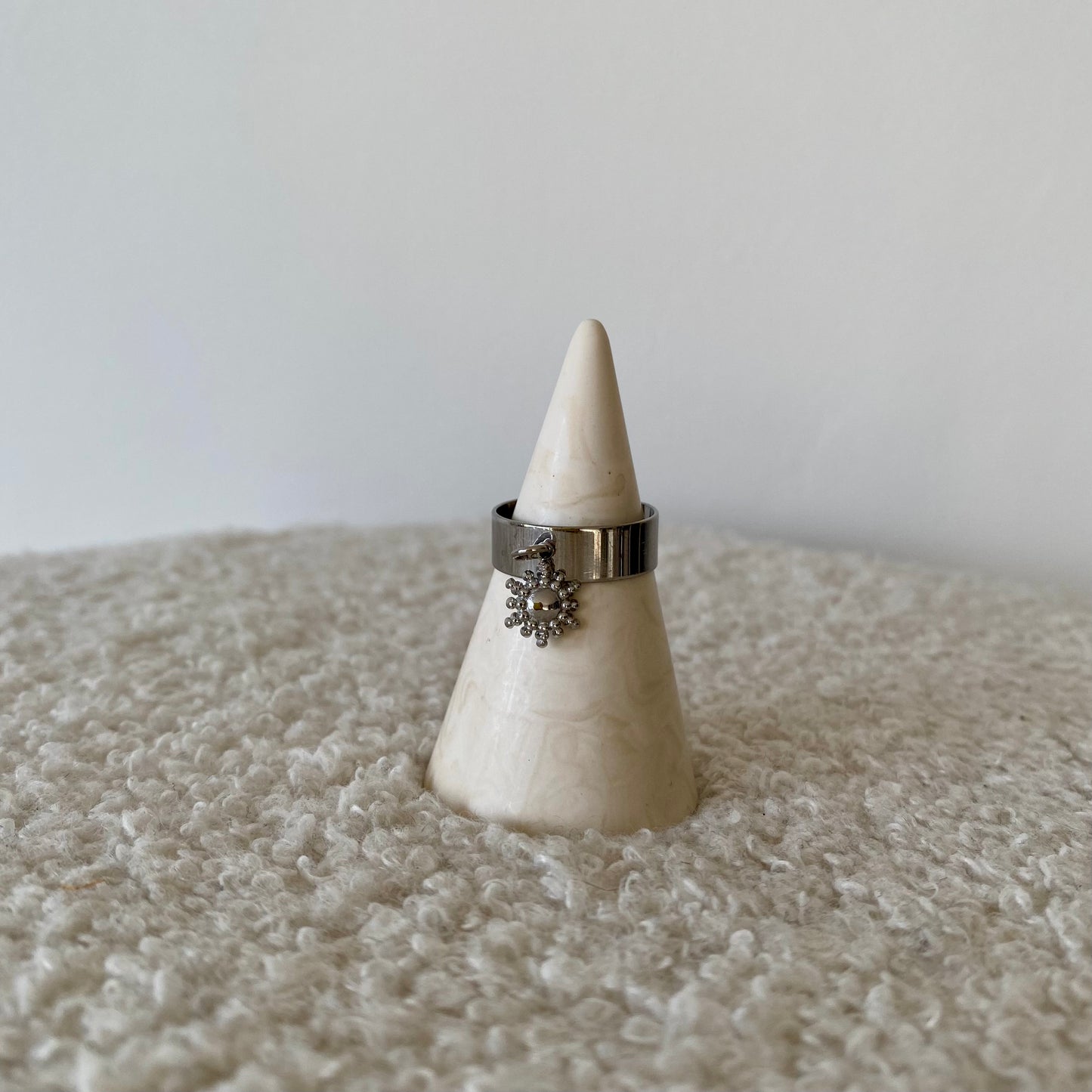 Bague fine argentée - Soleil