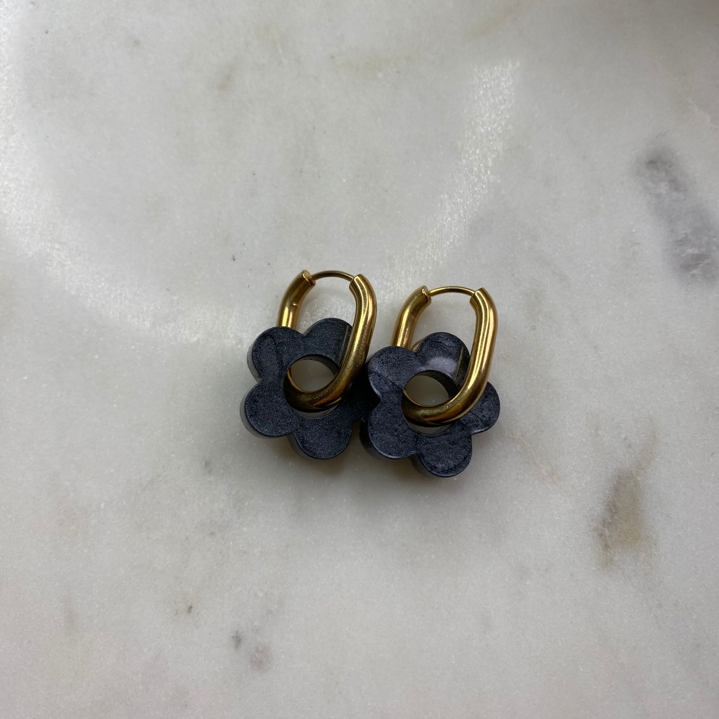 Boucles d'oreilles Camélia - Charbon
