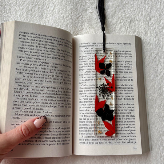 Marque page (rectangulaire - épais) - Fleurs rouges et noires
