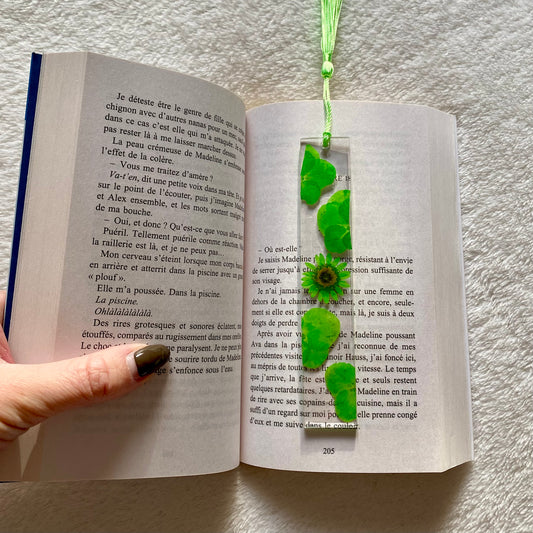 Marque page (rectangulaire - fin) - Fleurs vertes