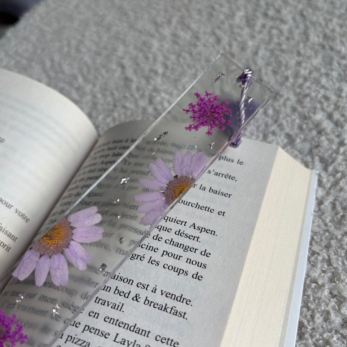 Marque page (rectangulaire - fin) - Marguerites violettes