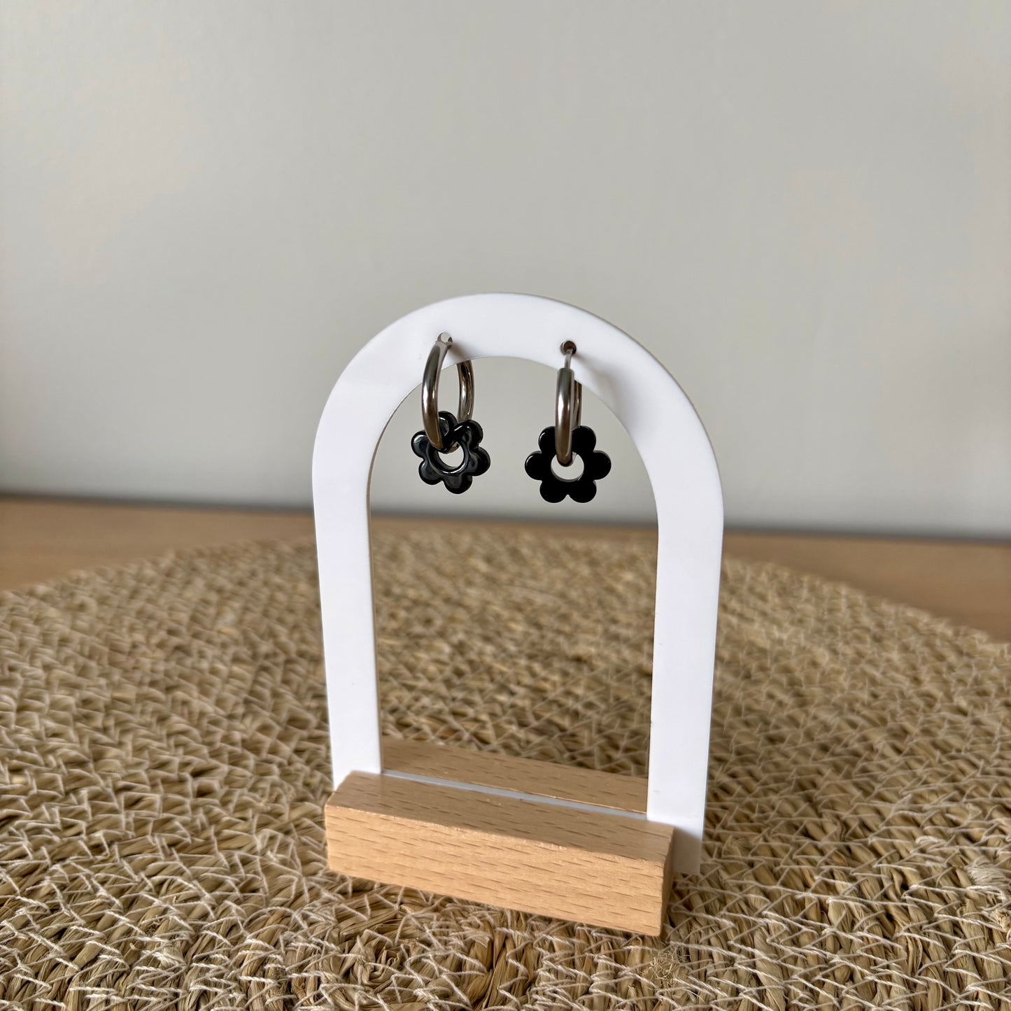 Boucles d’oreilles Minis Pivoines - Noires