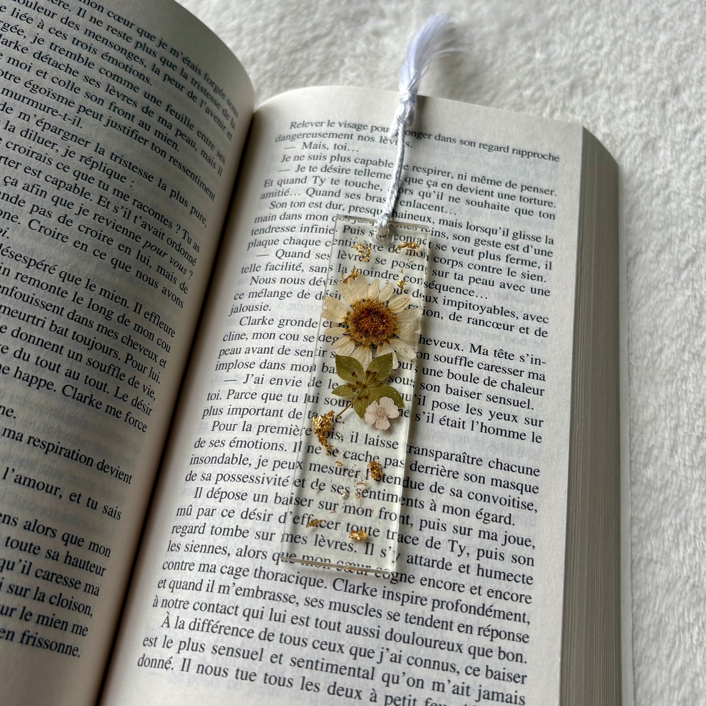Marque page (mini) - Fleurs blanches