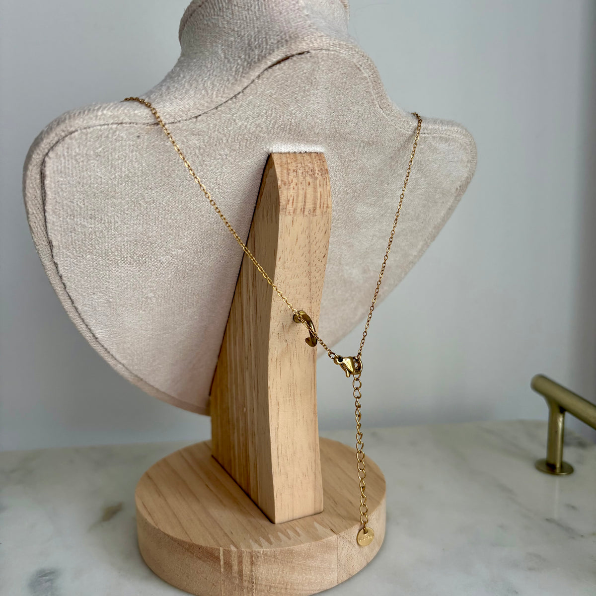 Collier gouttes dorées