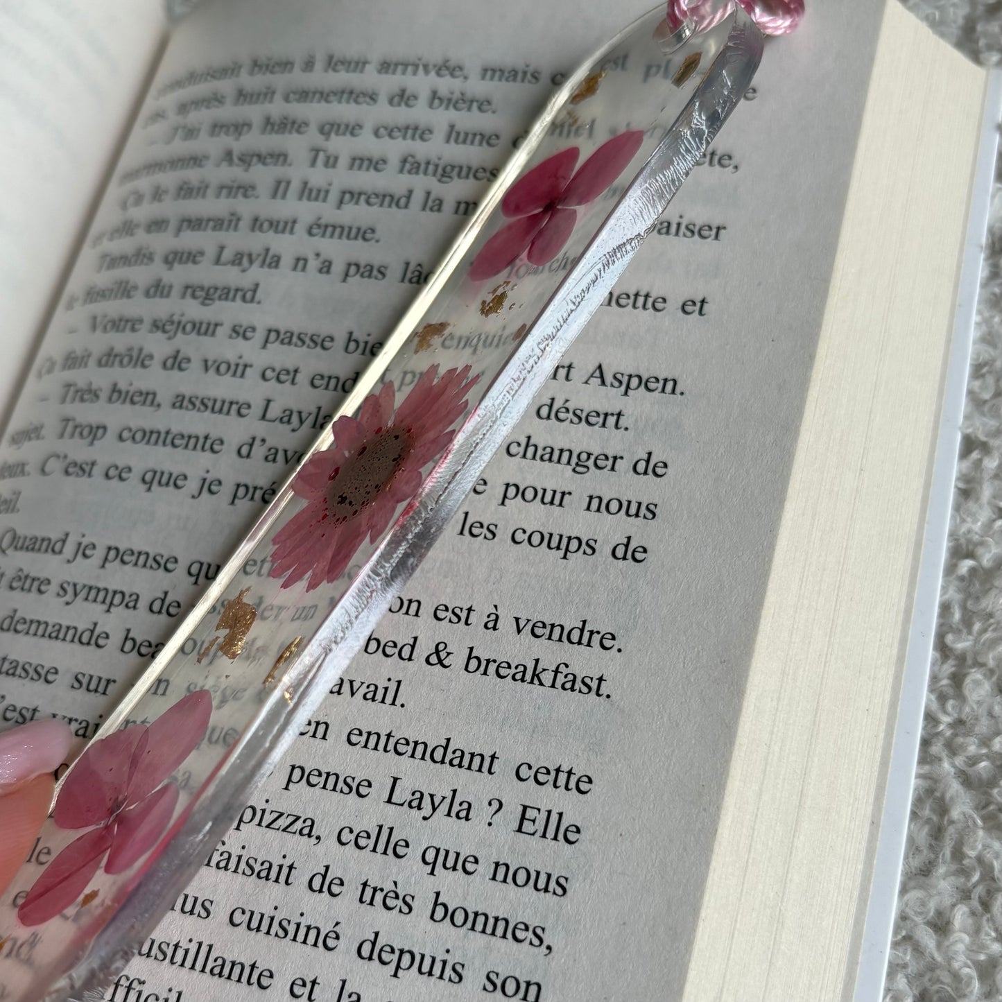 Marque page (arrondi - épais) - Fleurs roses