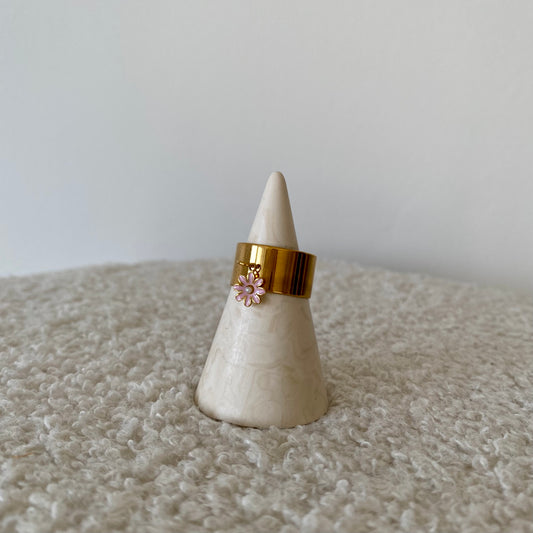 Bague épaisse dorée - Fleur rose