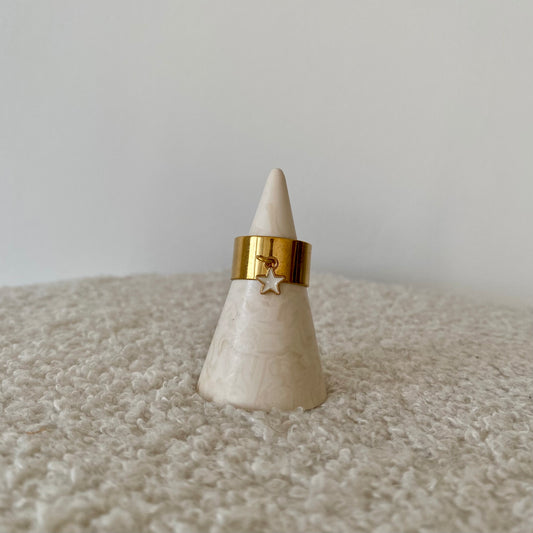 Bague épaisse dorée - Etoile blanche