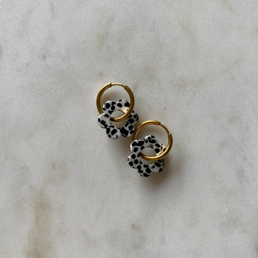 Boucles d’oreilles Pivoine - Tacheté noir et blanc
