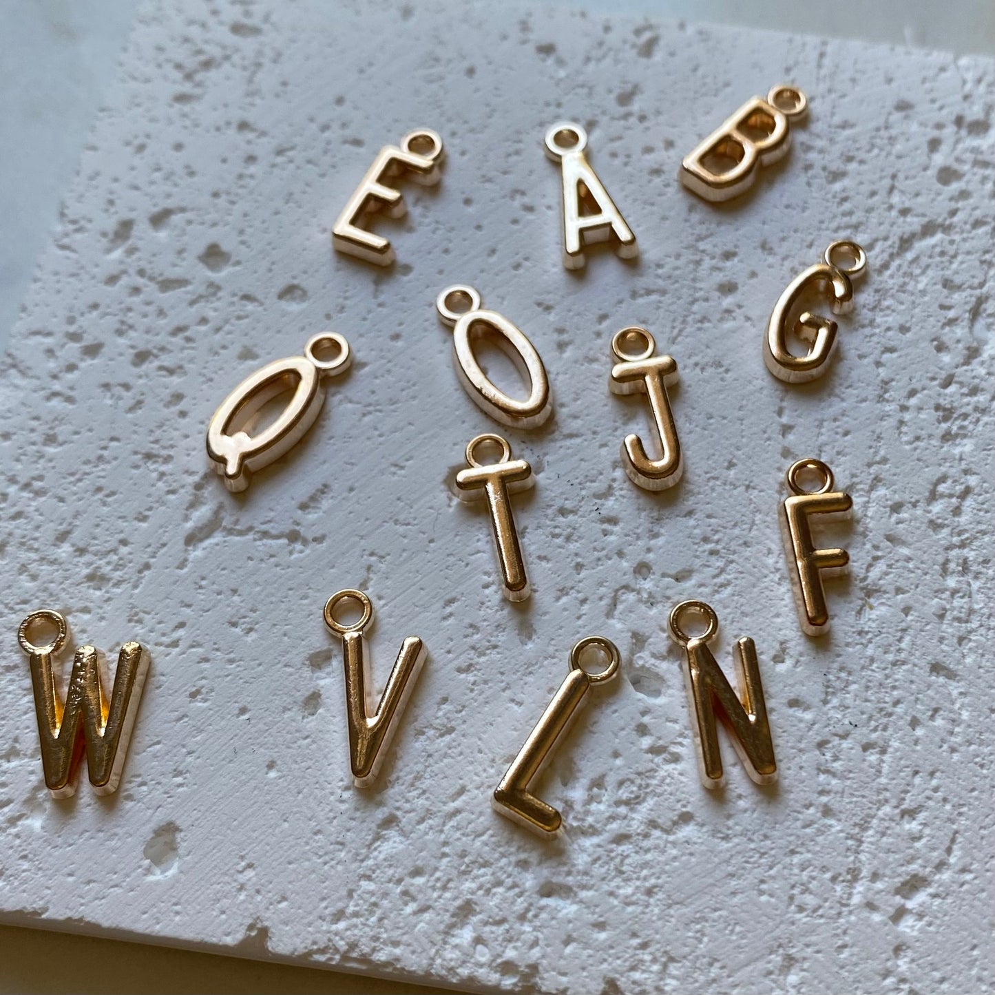 Breloques lettres