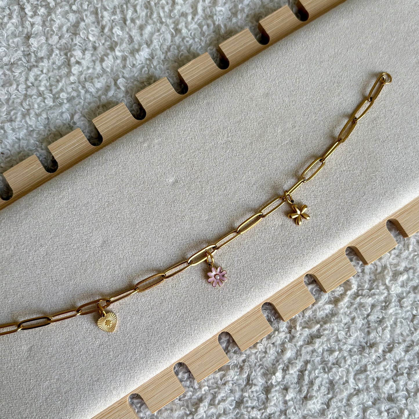 Bracelet doré- n°3