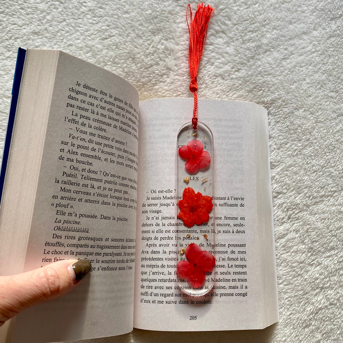 Marque page (arrondi - épais) - Fleurs rouges