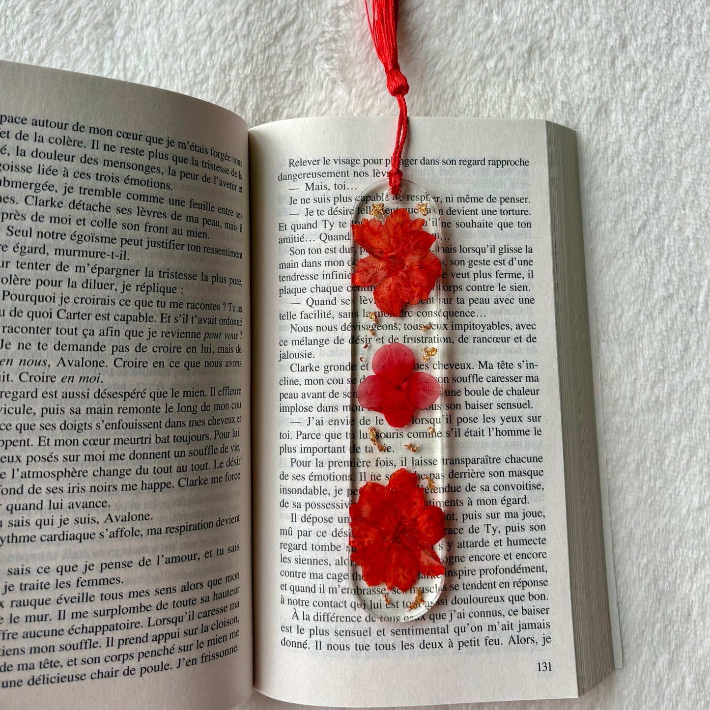 Marque page (arrondi - épais) - Fleurs rouges