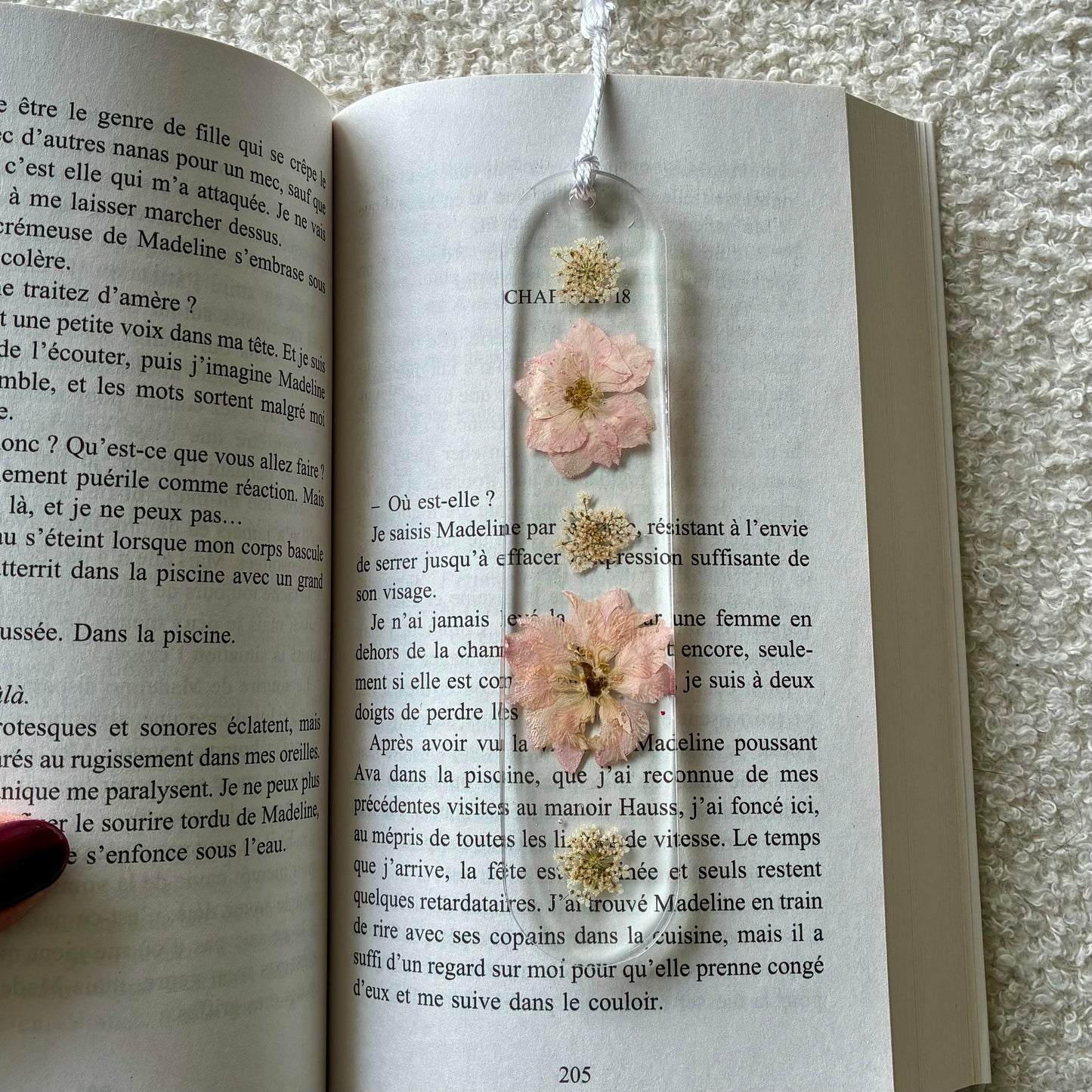 Marque page (arrondi - épais) - Fleurs rose pâle